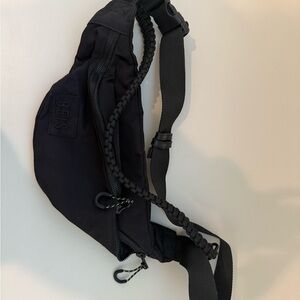 BEIS The Sports Pack in Black